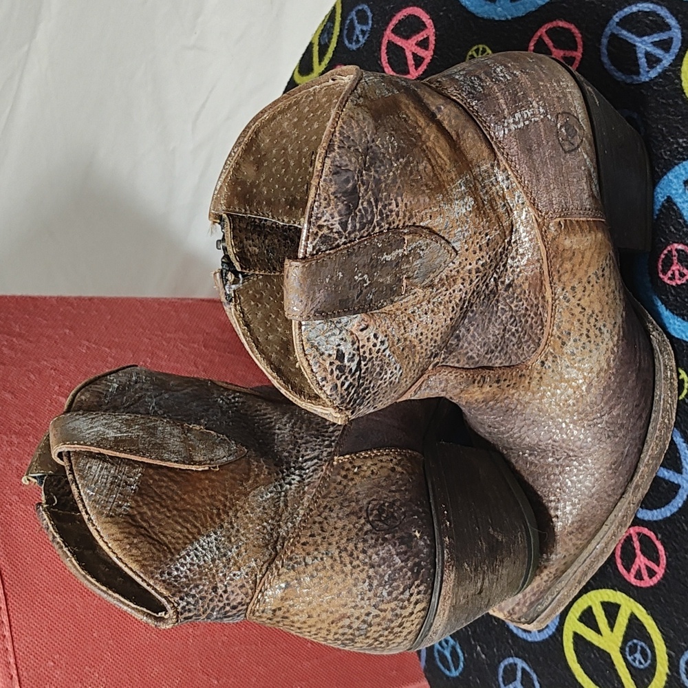 Ariat Distressed Tan Leather Ankle Boots - Picture 12 of 16